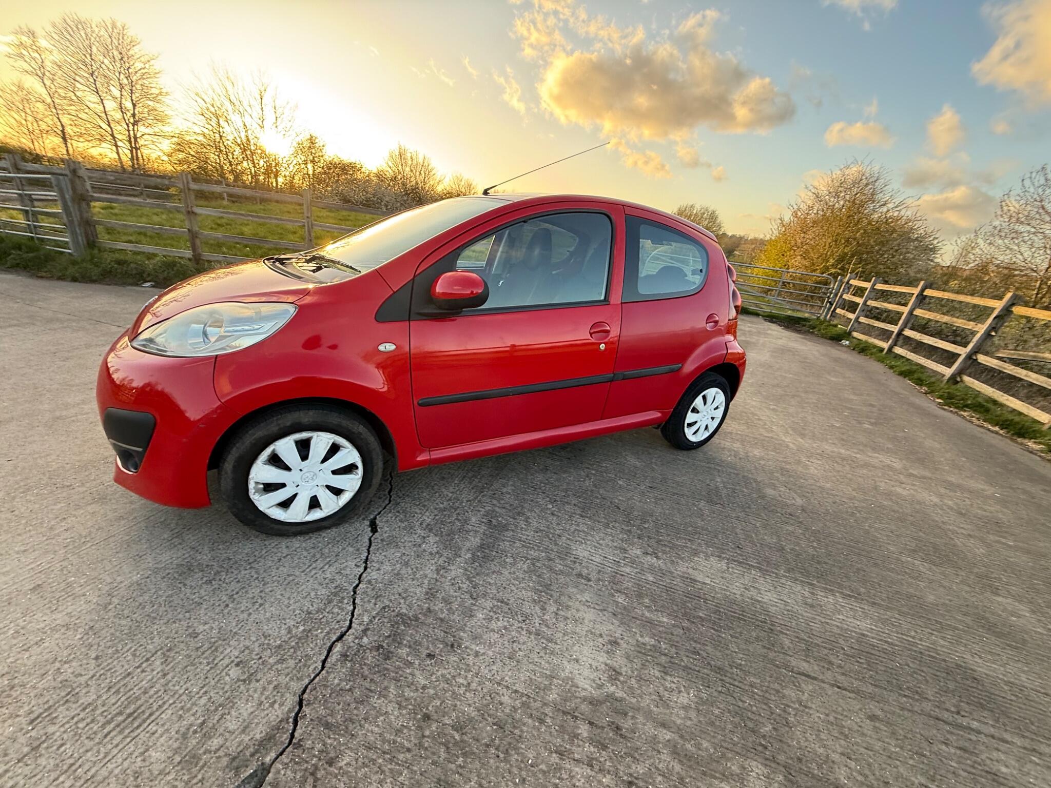 Peugeot 107 1.0 12V Active Euro 5 5dr — photo 62 of 86